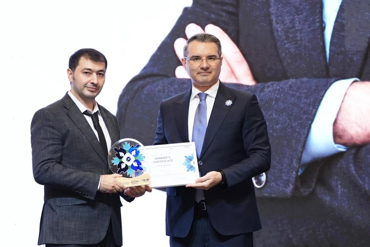 “AI4DOST Sosial Mükafatı 2026” müsabiqəsinin 7 qalibi mükafatlandırıldı - FOTO