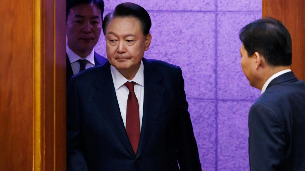 "Reuters": Sabiq prezident Koreya Xalq Demokratik Respublikasını müharibəyə çəkmək istəyirmiş