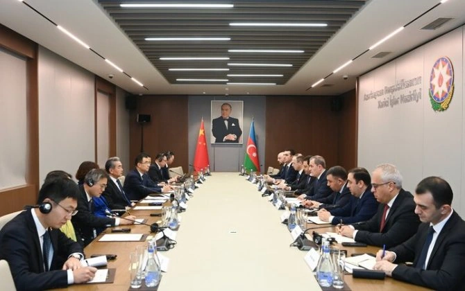 Ceyhun Bayramov çinli həmkarı ilə regional təhlükəsizliyi müzakirə etdi - YENİLƏNİB