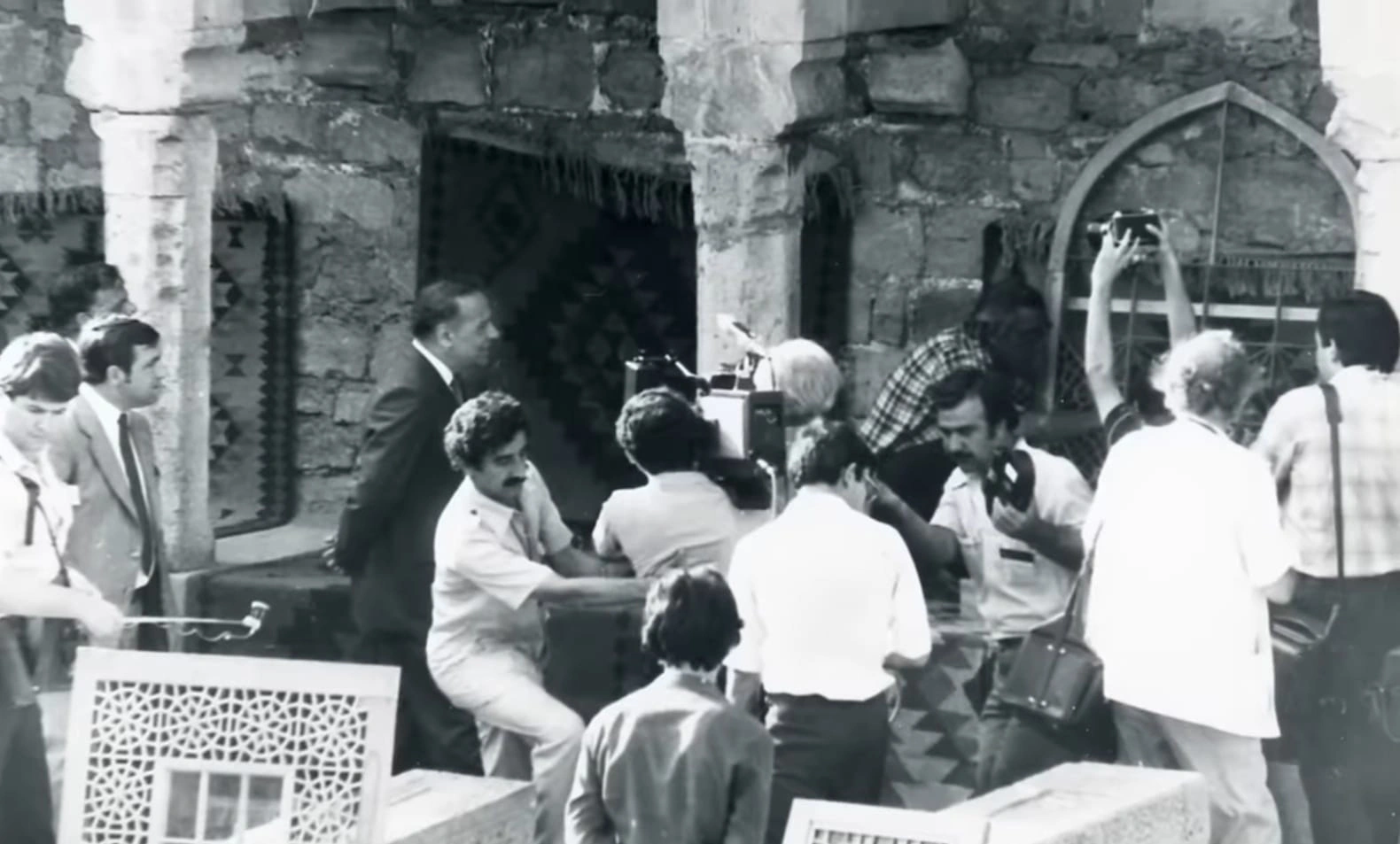 “Dedim ki, “yoldaş Əliyev, lent qurtardı, çəkə bilmədik”, fikirləşdim ki, indi hirslənəcək, dedi ki...” - FOTO+ÖZƏL
