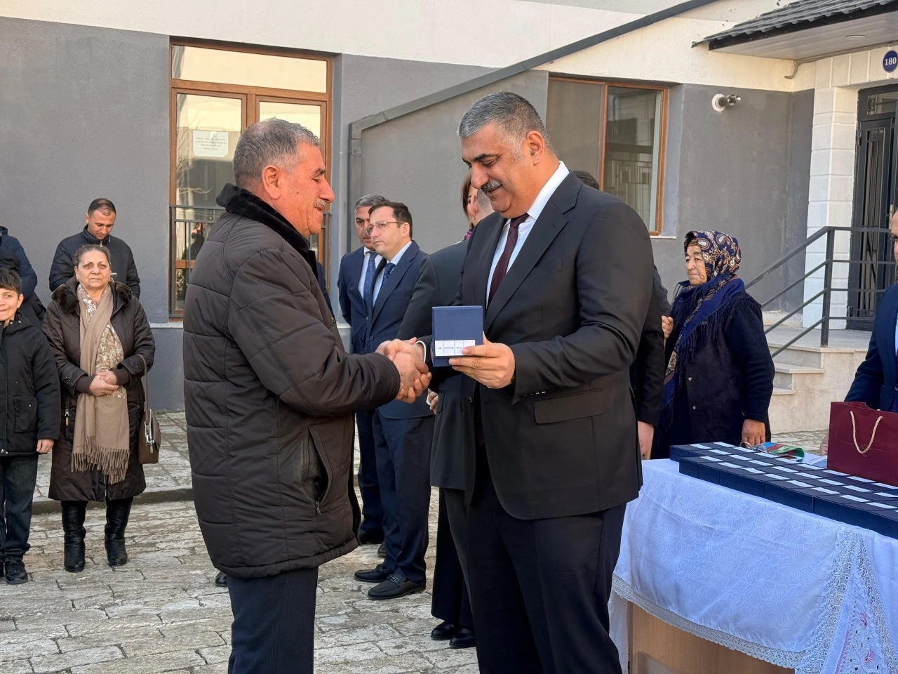 Köç karvanı Xocavənd şəhərinə çatdı, açarlar təqdim olundu - FOTOLAR