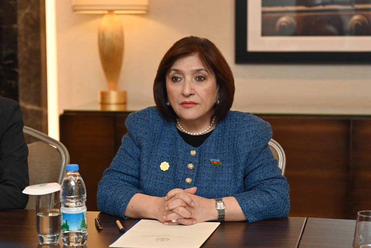 Sahibə Qafarova Əlcəzair Milli Xalq Assambleyasının sədri ilə görüşüb - FOTO