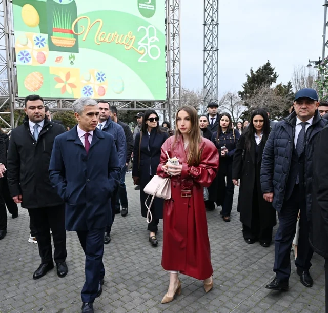 Alyona Əliyeva Novruz yarmarkasını ziyarət edib