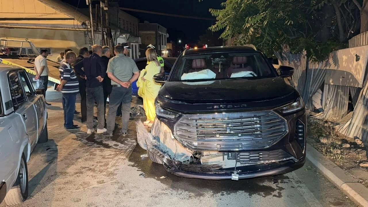 Müğənni qəzaya düşdü - FOTO