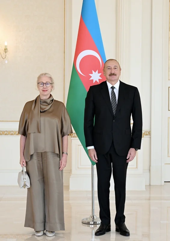 İlham Əliyev İsveçin Azərbaycana yeni təyin olunmuş səfirini qəbul etdi - FOTO