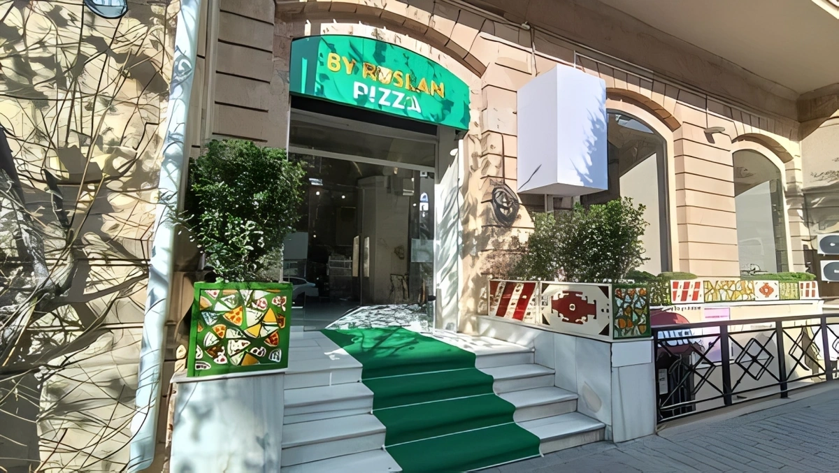 "Gecə üçdə xəbər verdilər ki, sabahdan işə gəlməyin, obyekt bağlanır" - "By Ruslan Pizza" restoranında əməkhaqqı qalmaqalı