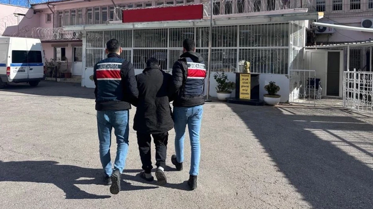 İnterpolun "qırmızı bülleten"lə axtardığı İŞİD üzvü Türkiyədə saxlanıldı