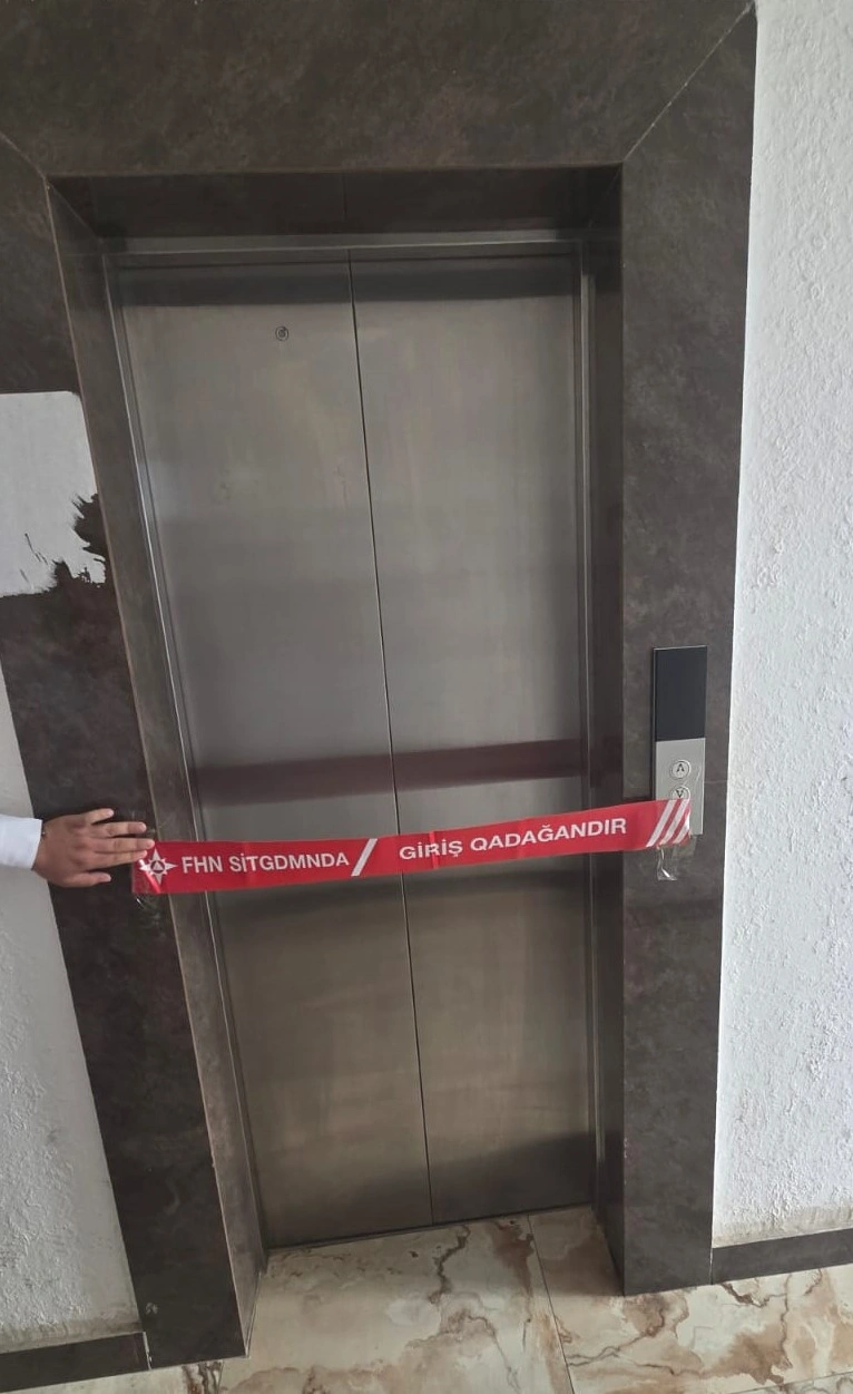 Nərimanovda çoxmərtəbəli binanın liftlərinin istismarı dayandırıldı- FOTO/VİDEO