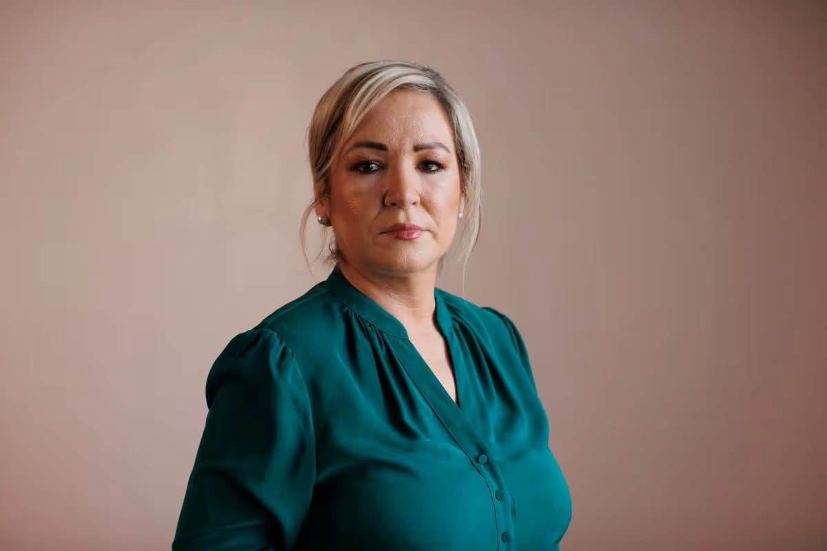 Birinci nazir Kir Starmeri şimali irlandiyalılara qarşı ayrı-seçkilikdə ittiham edib