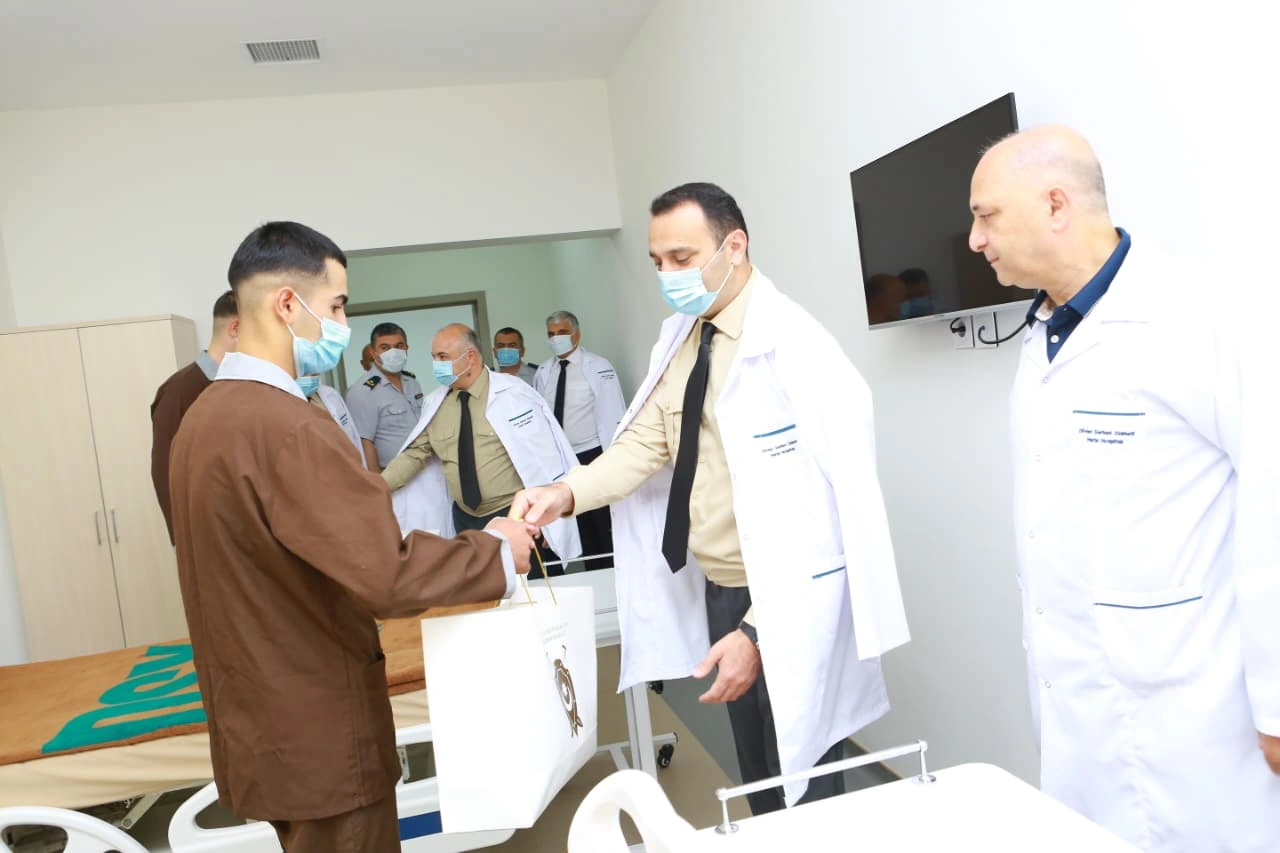 Hərbi Prokurorluğun rəhbərliyi DSX hospitalını və hərbi hissələri ziyarət edib - FOTO