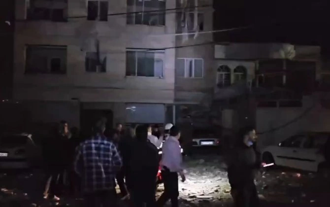 İsrail, yaxud ABŞ aviasiyası Güney Azərbaycanda mülki binalara növbəti zərbələr endirdi...+VİDEO