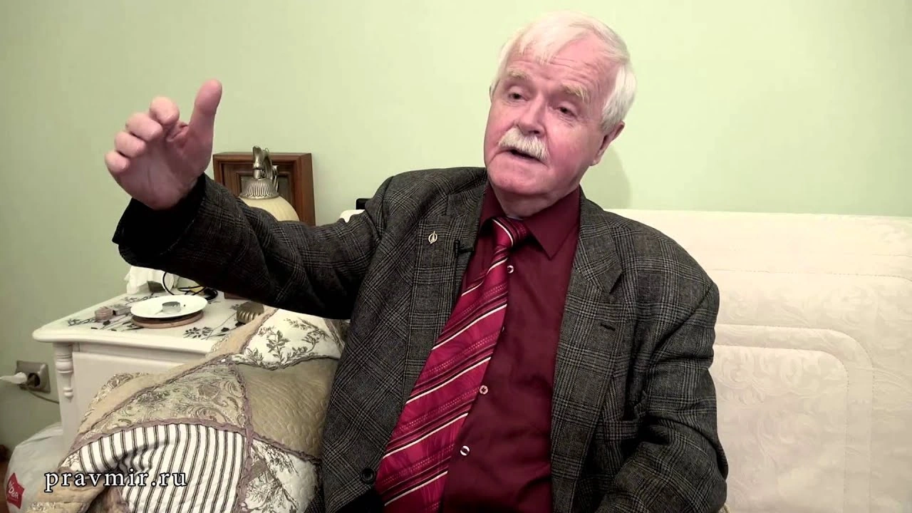 “Qadınların yarıçılpaq gəzməsi kişilərdə xərçəng xəstəliyini çoxaldır...”- Qaqarinin həkimi- MÜSAHİBƏ