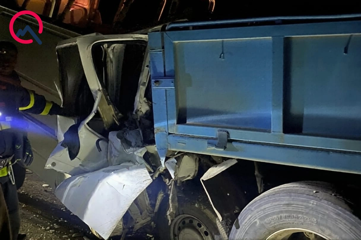 “Ford” “KamAz”a çırpıldı: Ölən var - FOTO