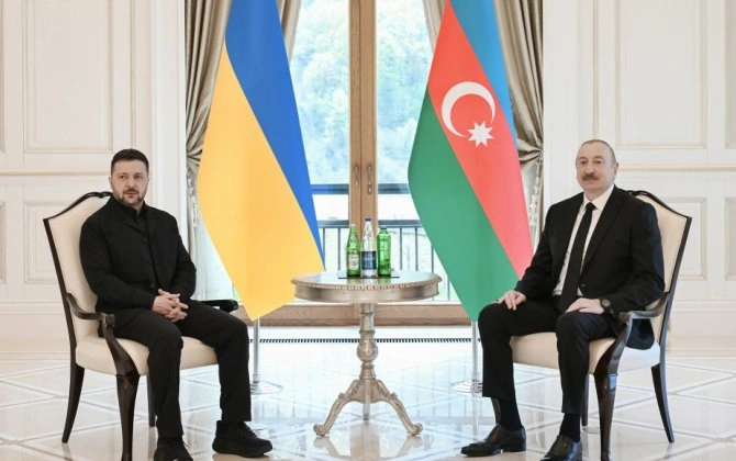 İlham Əliyevin Qəbələdə Volodimir Zelenski ilə təkbətək görüşü oldu - YENİLƏNİB + FOTO/VİDEO