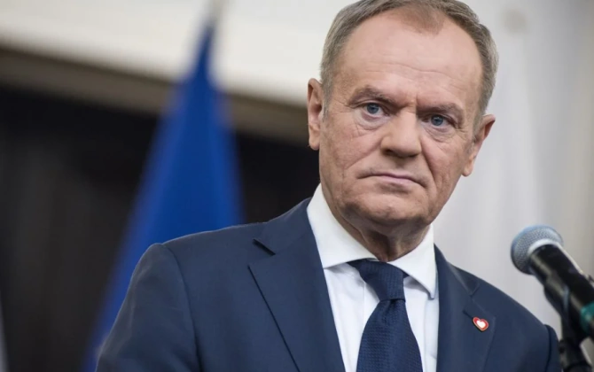 Tusk: ABŞ öz daimi bazasının Polşada yerləşdirilməsini istisna etmir