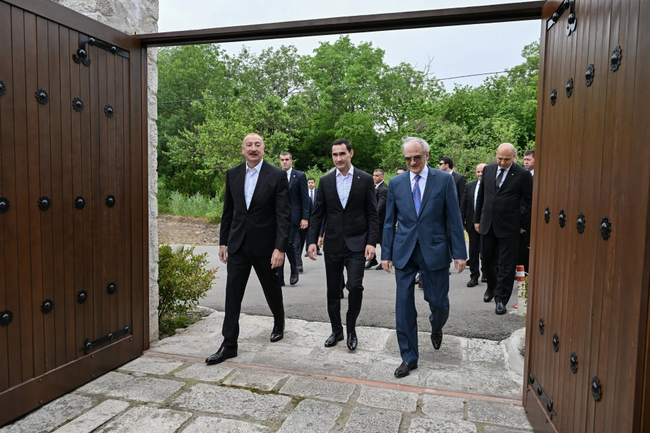 Prezidentlər Şuşada Bülbülün ev-muzeyində oldular – FOTOLAR