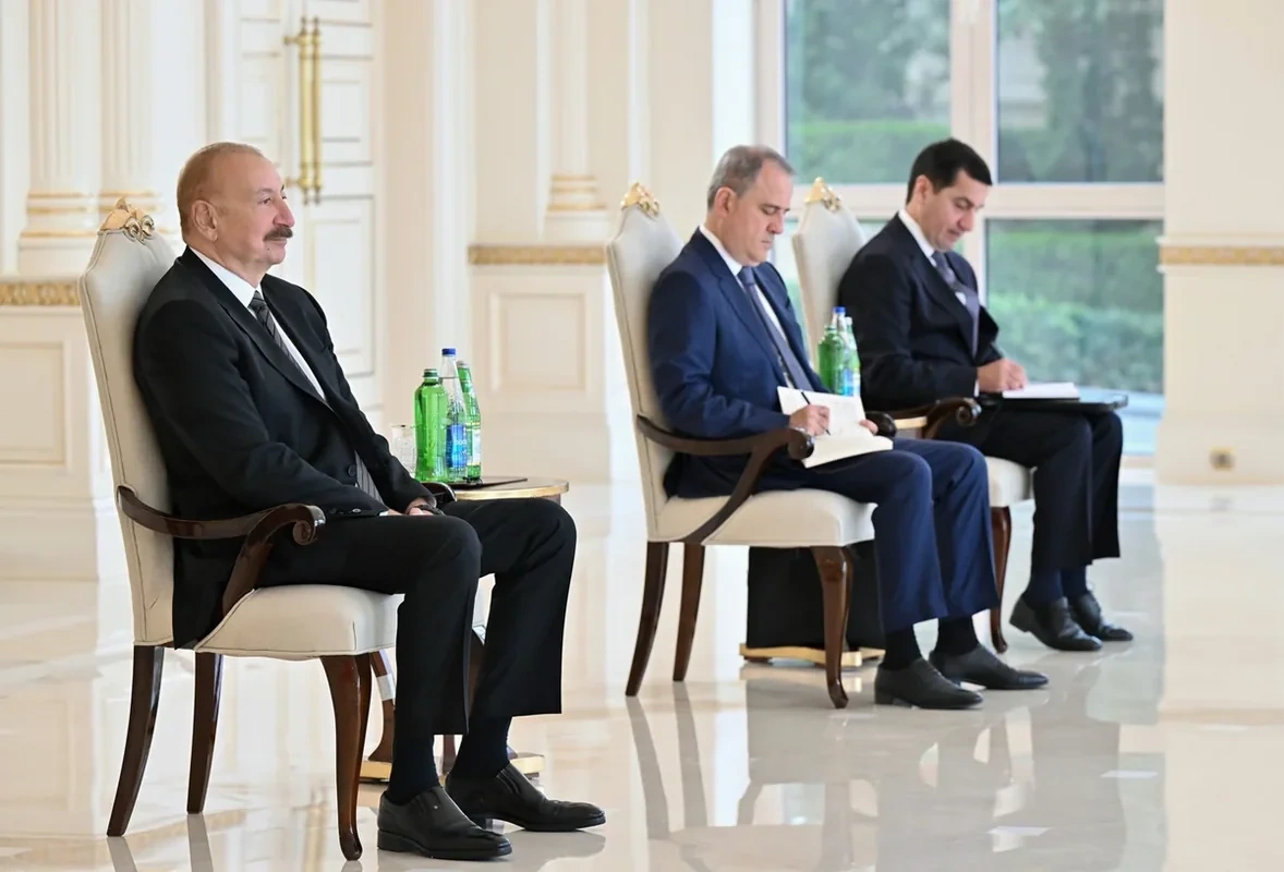 İlham Əliyev BMT-nin Azərbaycanda yeni təyin olunmuş rezident əlaqələndiricisini qəbul etdi - FOTO