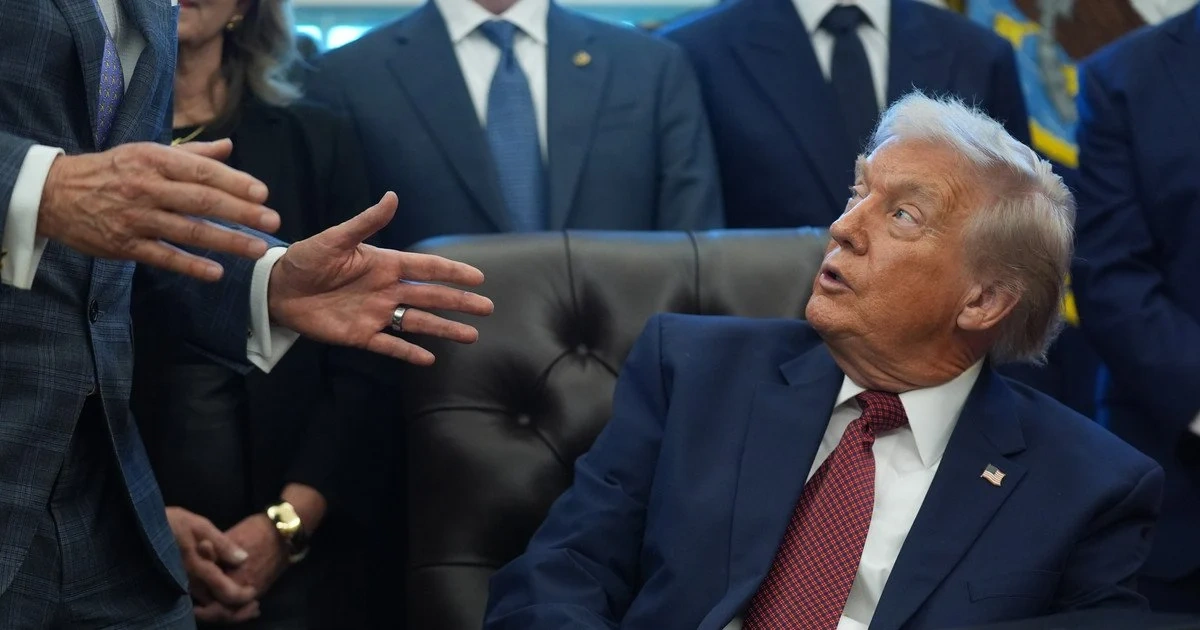 "Trampın komandası daxilində tam xaos hökm sürür" - "Politico"