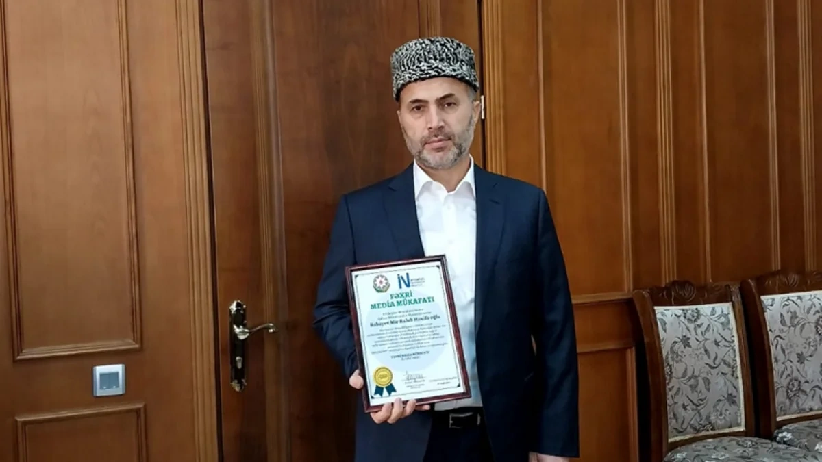 "Bibiheybət" imamının diplomu tanınmadı - FOTO