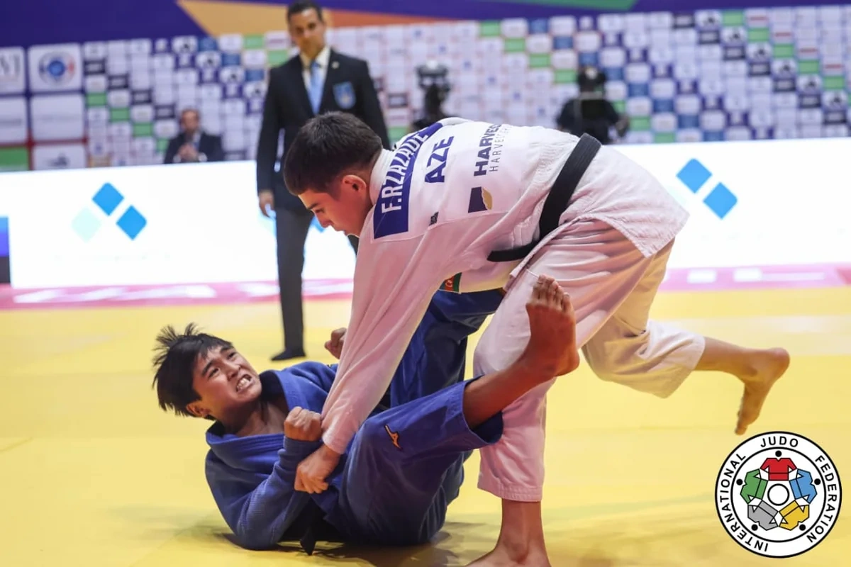 Fərid Rzazadə dünya çempionu oldu - FOTOLAR