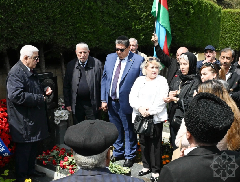 Milli Qəhrəman Albert Aqarunovun xatirəsi yad edilib - FOTO