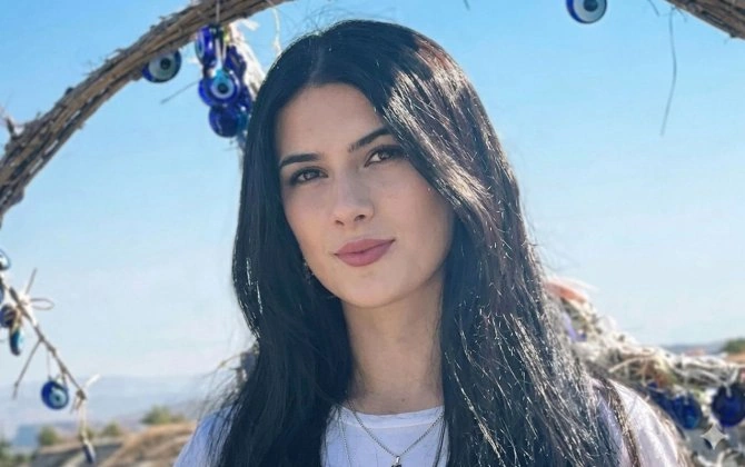 “İdrak” liseyində güllələnən müəllim həmin şagirdi bağışladı