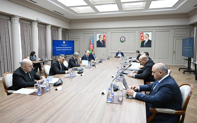 Azərbaycanın gələn il üçün büdcəsinin proqnoz göstəriciləri müzakirə olunub - FOTO