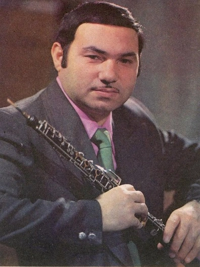 “Atamın qaboyunu heç kimə vermərəm, efirlərdə sənət təbliğ olunmur, atam da yada düşmür” - FOTO+ÖZƏL