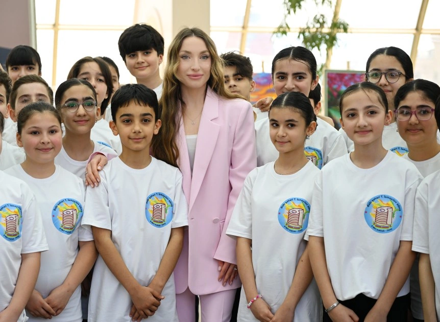 Alena Əliyeva “Zəkaların mübarizəsi II” olimpiadasının final mərhələsində - FOTOLAR