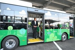 Prezident Naxçıvanda yeni avtobuslara baxıb, dəmir yolu infrastrukturunda yenidənqurma işləri ilə tanış olub - FOTO - YENİLƏNİB