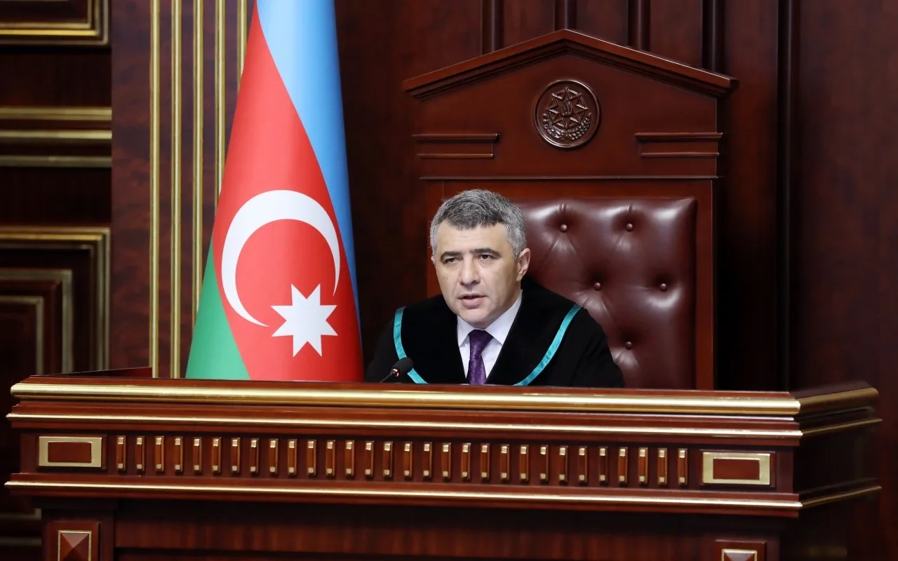 Ali Məhkəmə Plenumunun növbəti iclası keçirildi - FOTOLAR