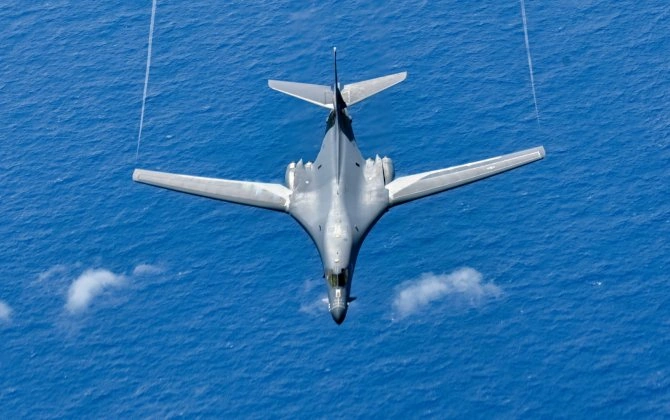 ABŞ İrana hücumlarda ilk dəfə "B-1 Lancer" bombardmançısından istifadə edib