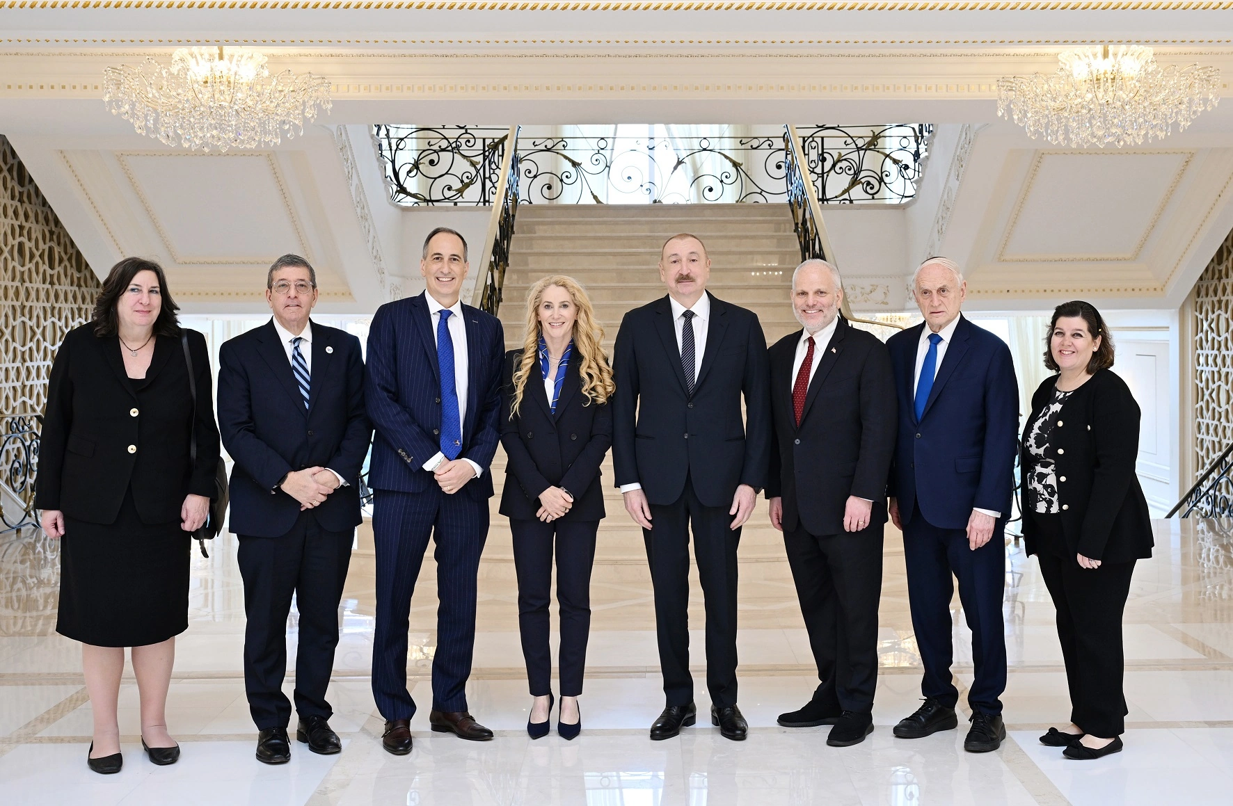 İlham Əliyev ABŞ-nin Əsas Amerika Yəhudi Təşkilatlarının Prezidentləri Konfransının nümayəndə heyətini qəbul etdi - FOTO