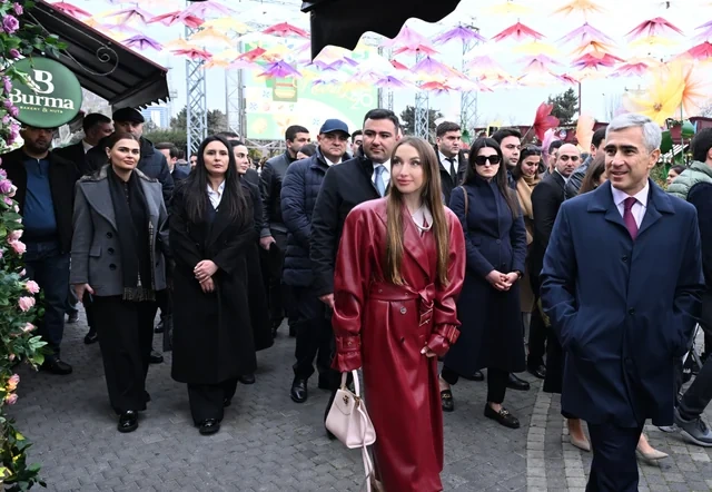 Alyona Əliyeva Novruz yarmarkasını ziyarət edib