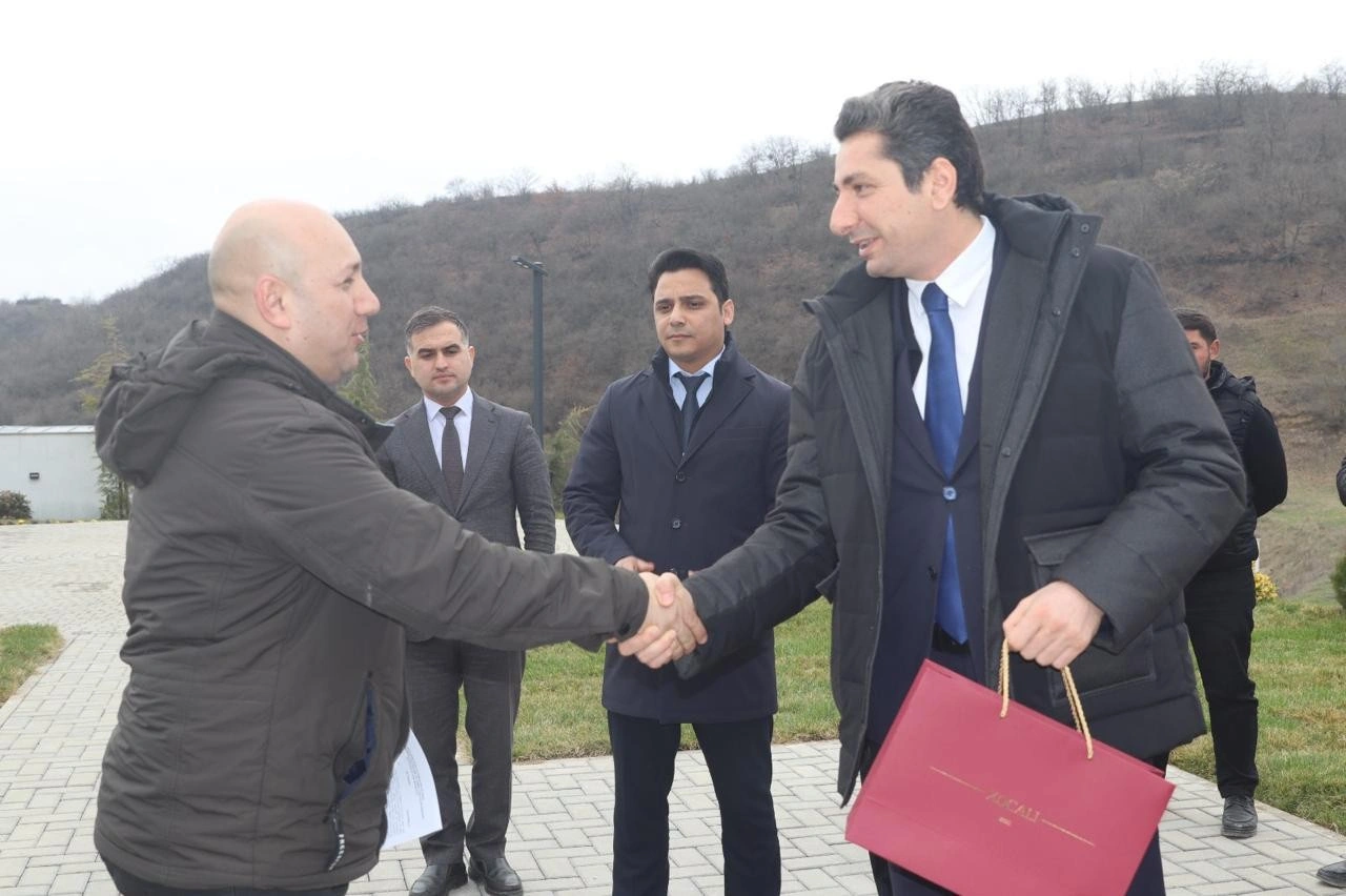 Növbəti köç karvanı Xanabad kəndinə çatıb - FOTOLAR