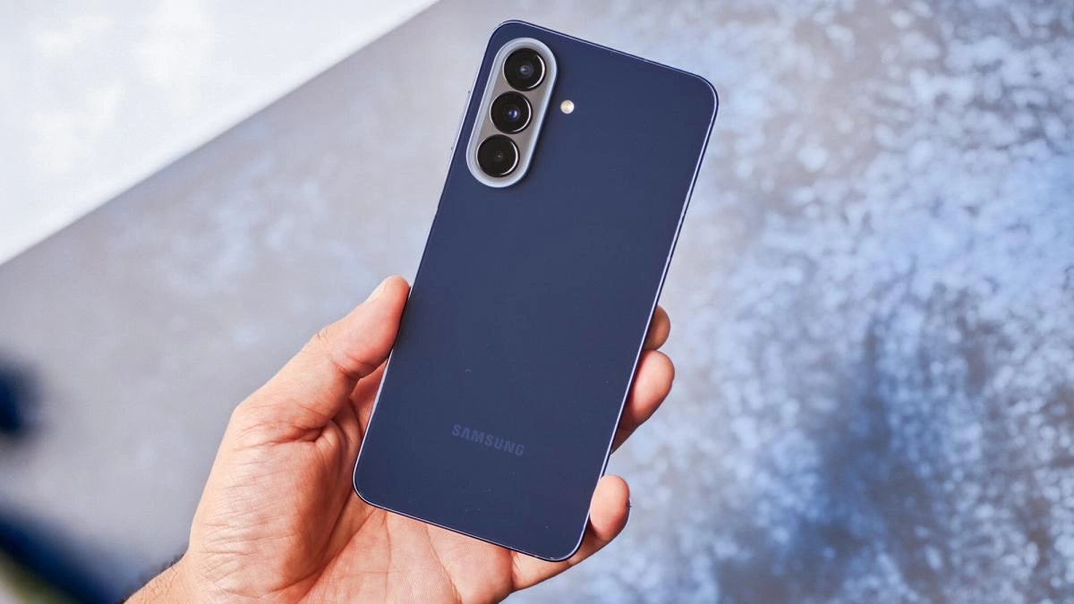 2026-cı ildə alınası ən yaxşı “Samsung” telefonları AÇIQLANDI – Siyahıda 5 model var