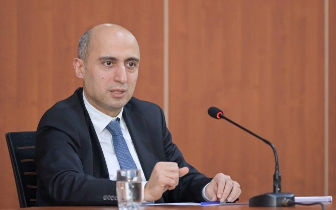 Emin Əmrullayev bir qrup təhsil işçisi ilə görüşdü - FOTOLAR