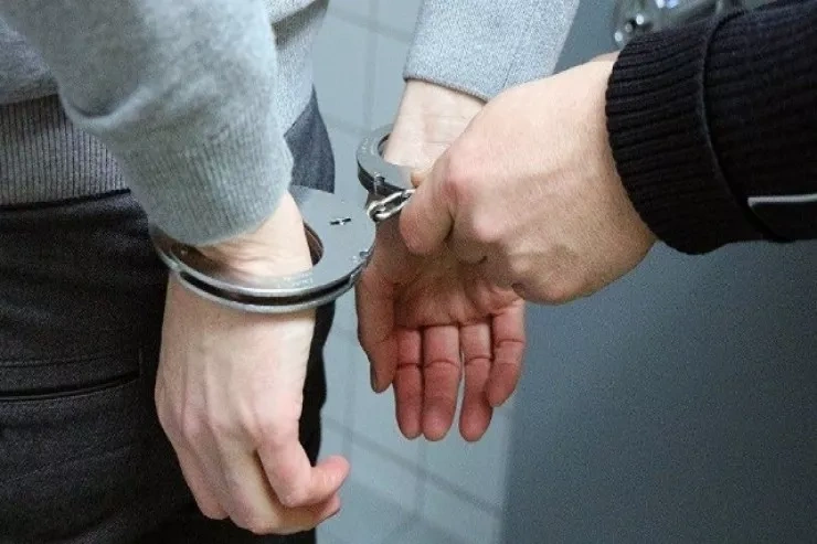 Salyanda iki azyaşlıya əxlaqsızlıq edən kişiyə 18 il iş verdilər