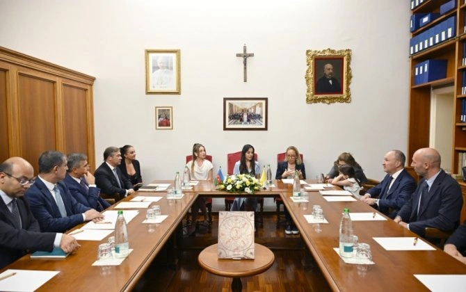 Romada Leyla Əliyeva ilə Müqəddəs Arxeologiya üzrə Pontifik Komissiyanın katibinin görüşü olub - FOTO