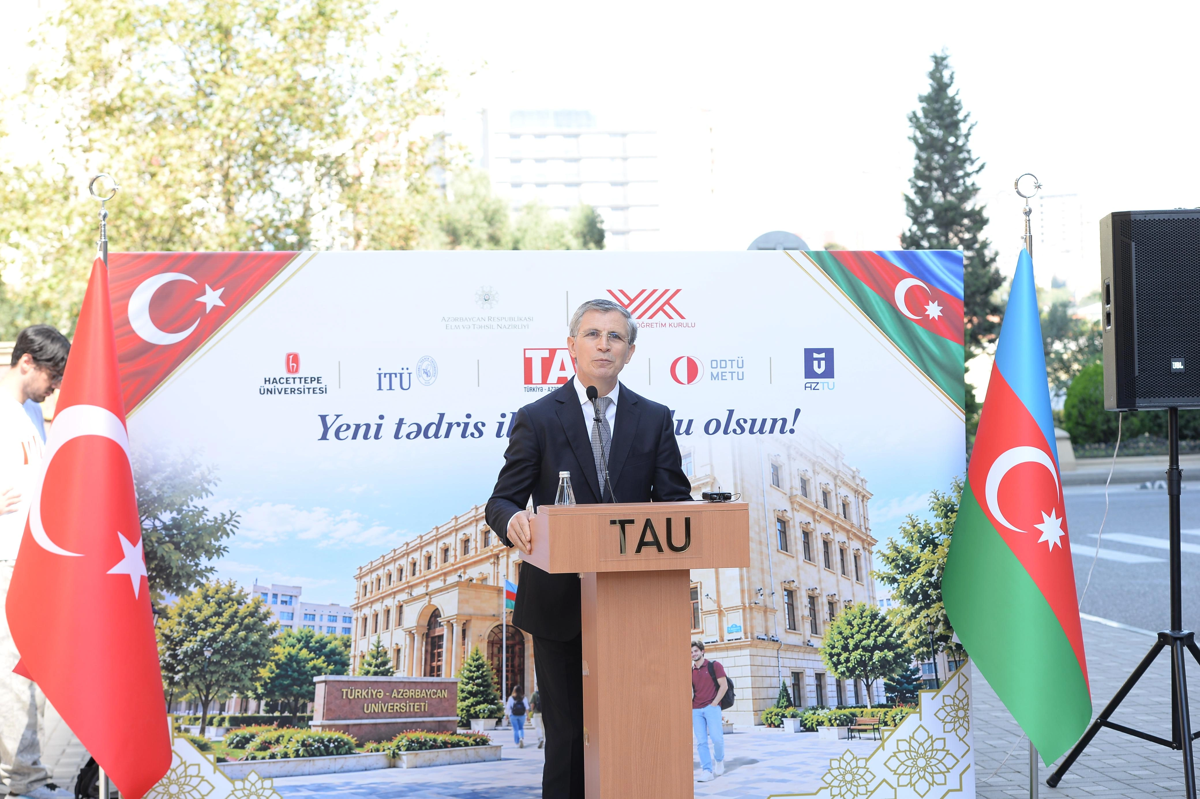 Bir millət, bir universitet