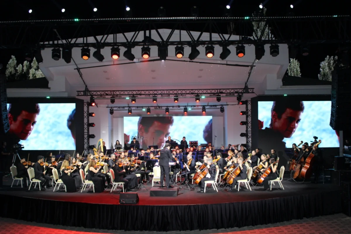 İlk dəfə Qəbələ Festivalında Azərbaycan kinofimlərindən musiqilər səsləndirilib - FOTO