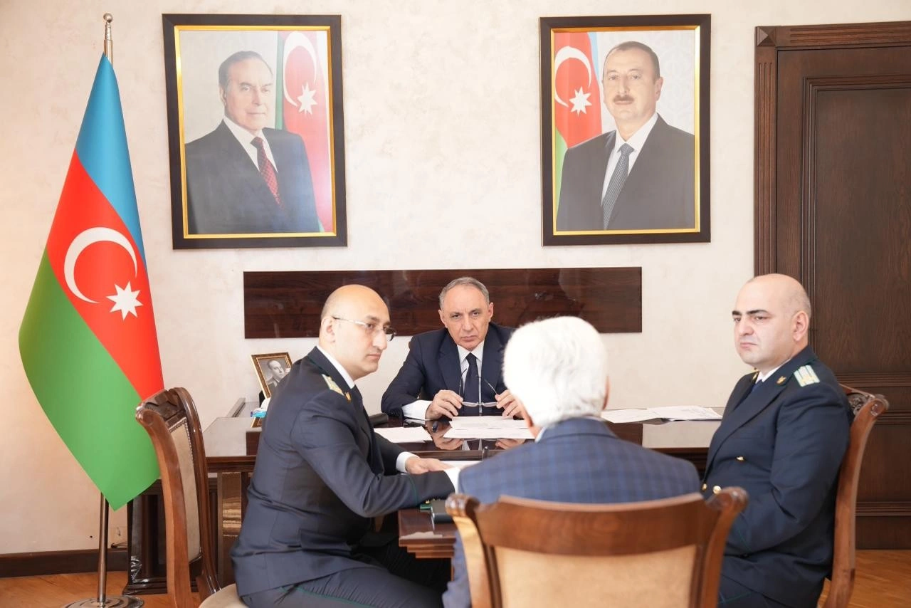 Baş prokuror Xankəndi şəhərində vətəndaşları qəbul etdi - FOTO