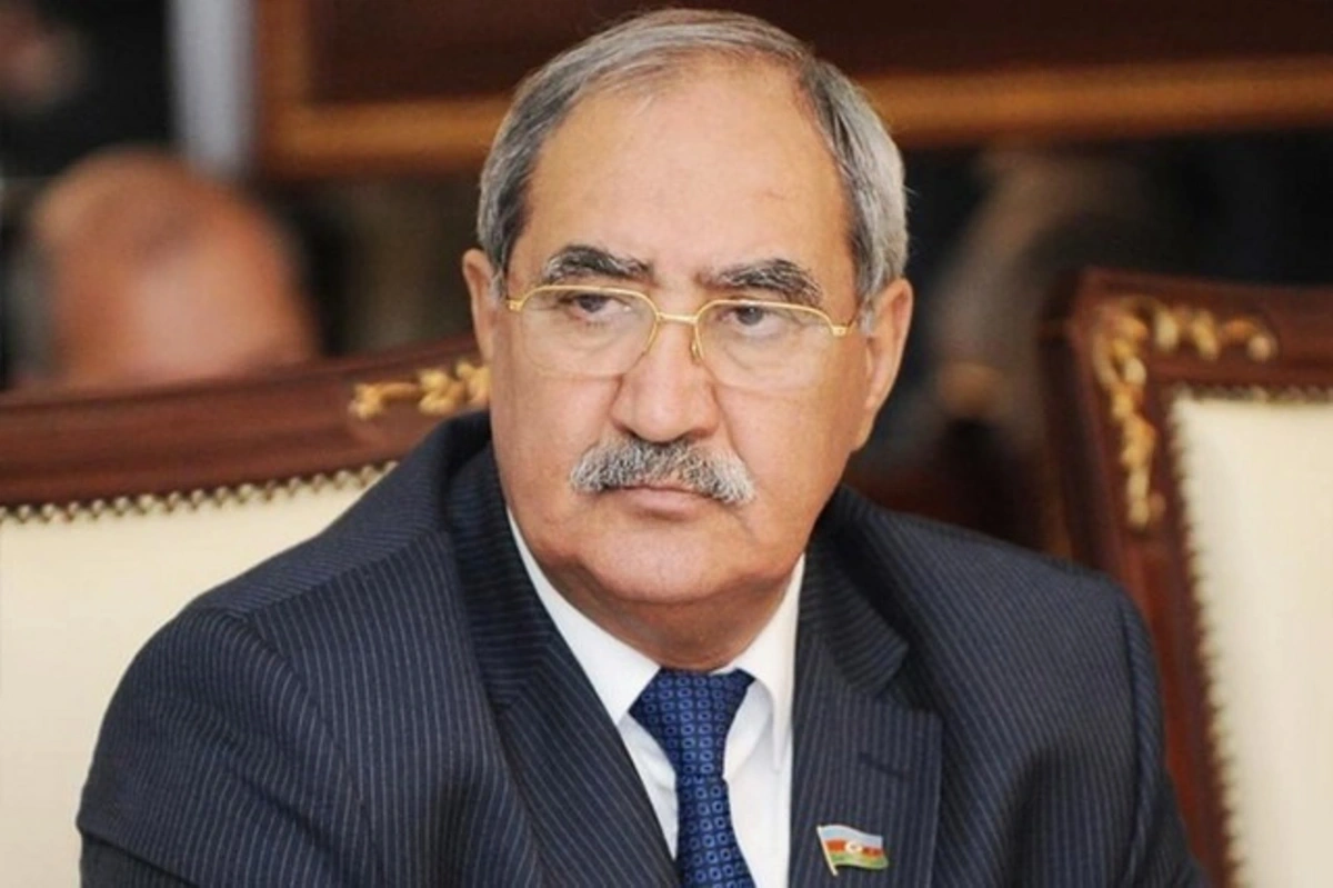 Fəzail Ağamalı vəfat etdi