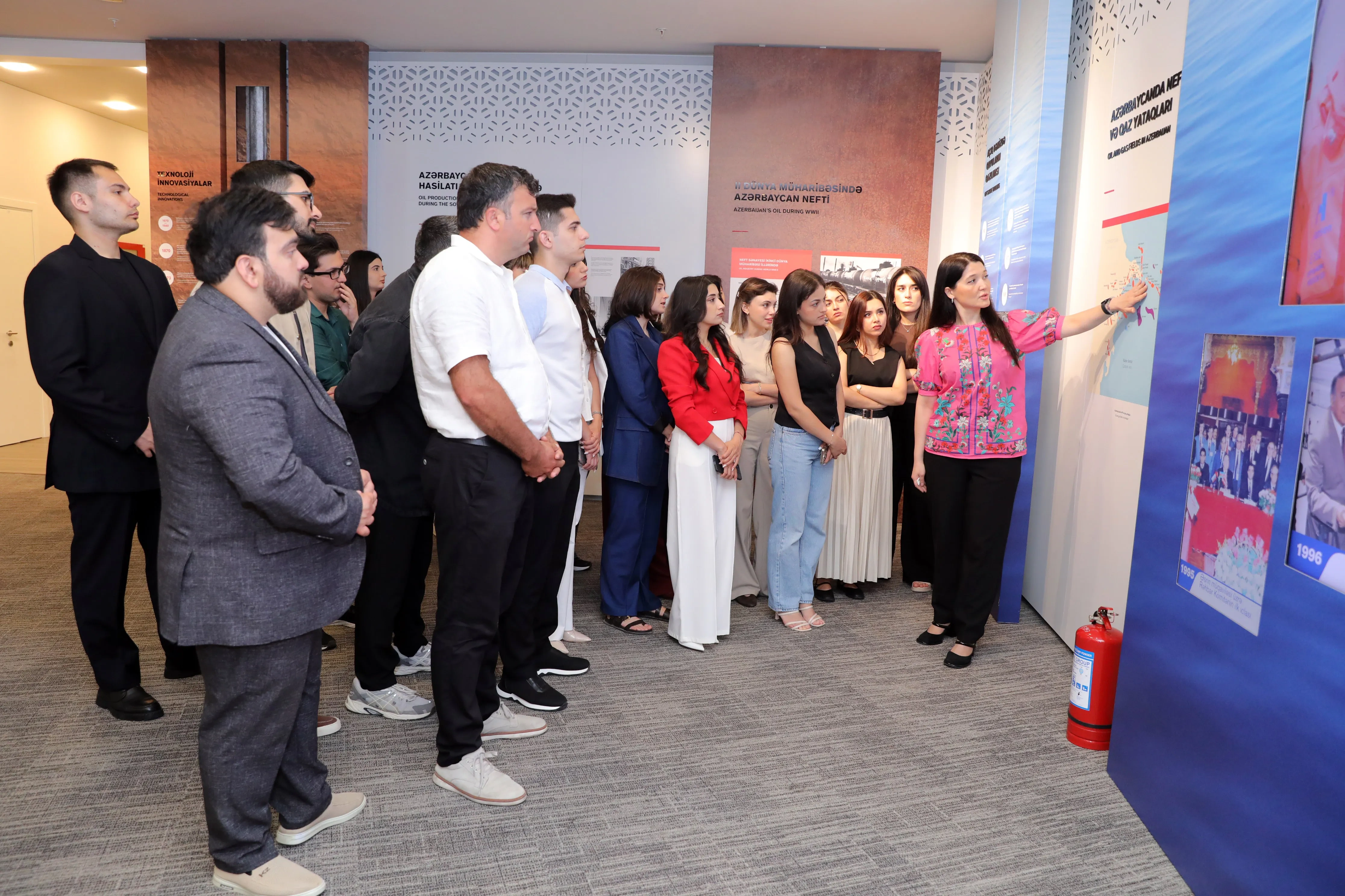 SOCAR-ın Baş ofisində gənc media nümayəndələri üçün növbəti məlumatlandırma sessiyası təşkil olunub - FOTO