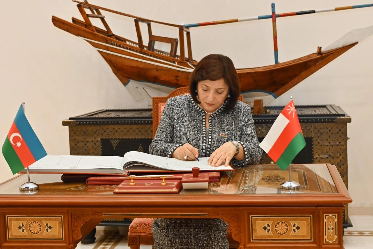 Sahibə Qafarova Oman Şura Məclisinin sədri ilə görüşüb - FOTO
