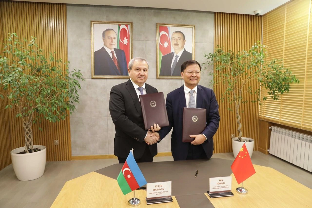 BDU və Çinin bu universiteti arasında müqavilə imzalandı - FOTOLAR