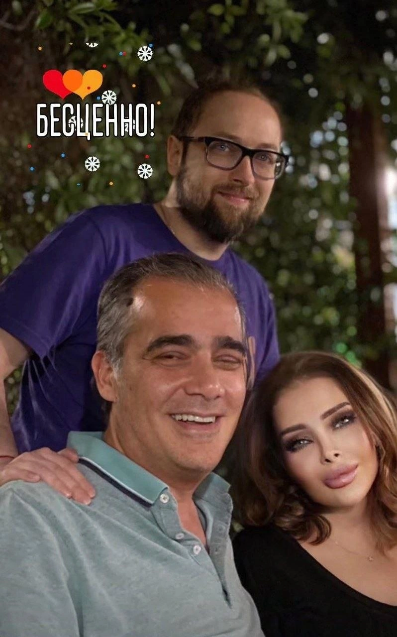 Rəşidə Behbudova həyat yoldaşı və oğlu ilə - FOTOLAR