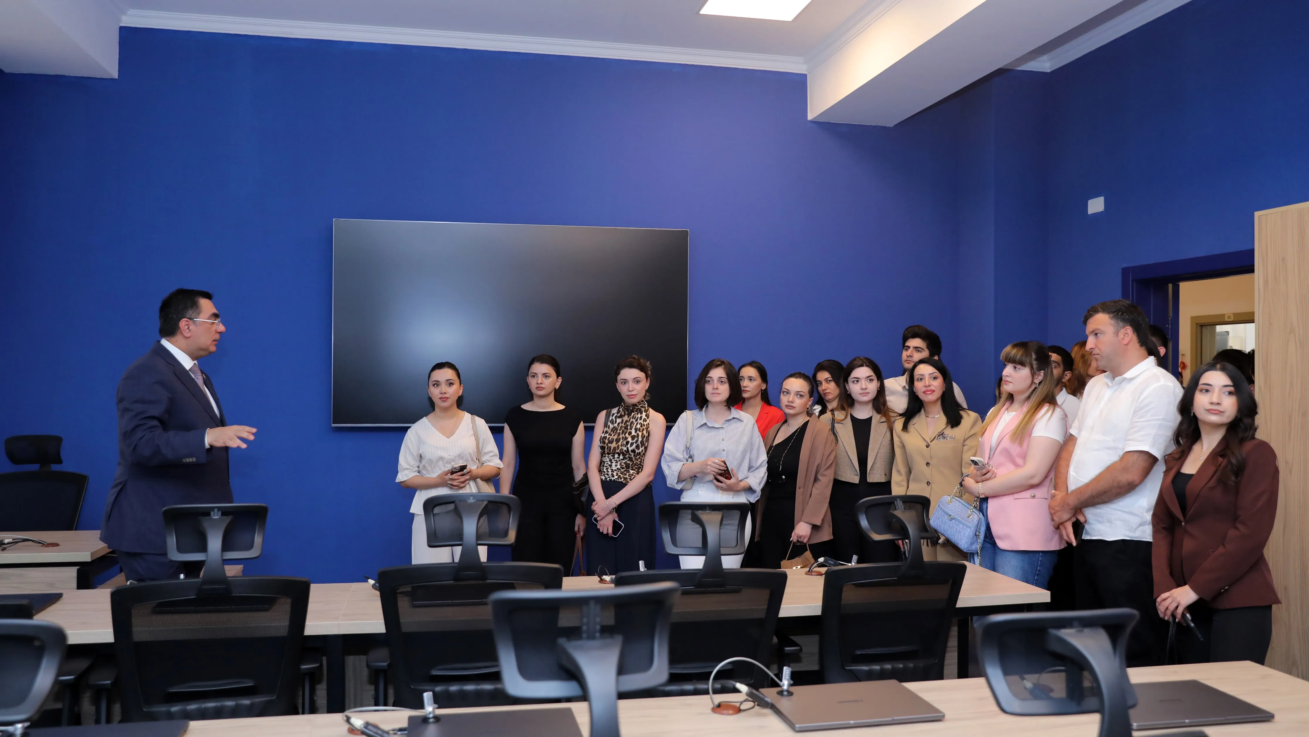 Enerji Dialoqu Platforması çərçivəsində növbəti məlumatlandırma sessiyası Bakı Ali Neft Məktəbində keçirilib