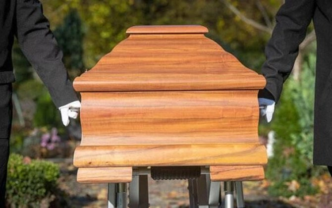 Anası ilə vidalaşmağa gəldi, tabutu açanda ŞOK YAŞADI
