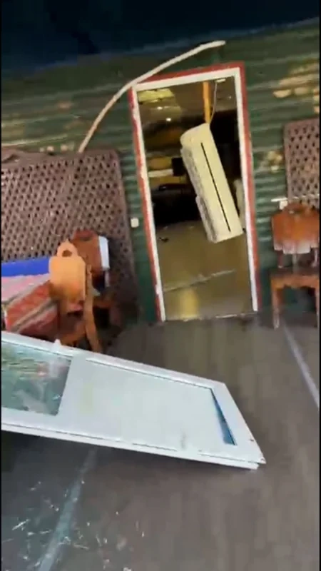 Kiyevə raket hücumu zamanı Azərbaycan restoranı dağıldı: Xəsarət alanlar var - Foto